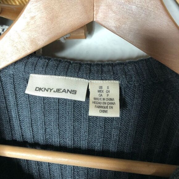 DKNY 1/4 Zip Gray Sweater Small - Picture 4 of 5